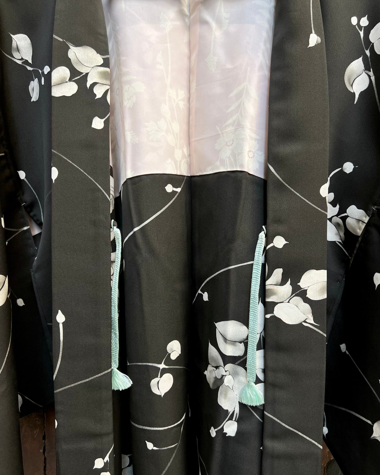HAORI・HAI TO HAKKA 灰と白花