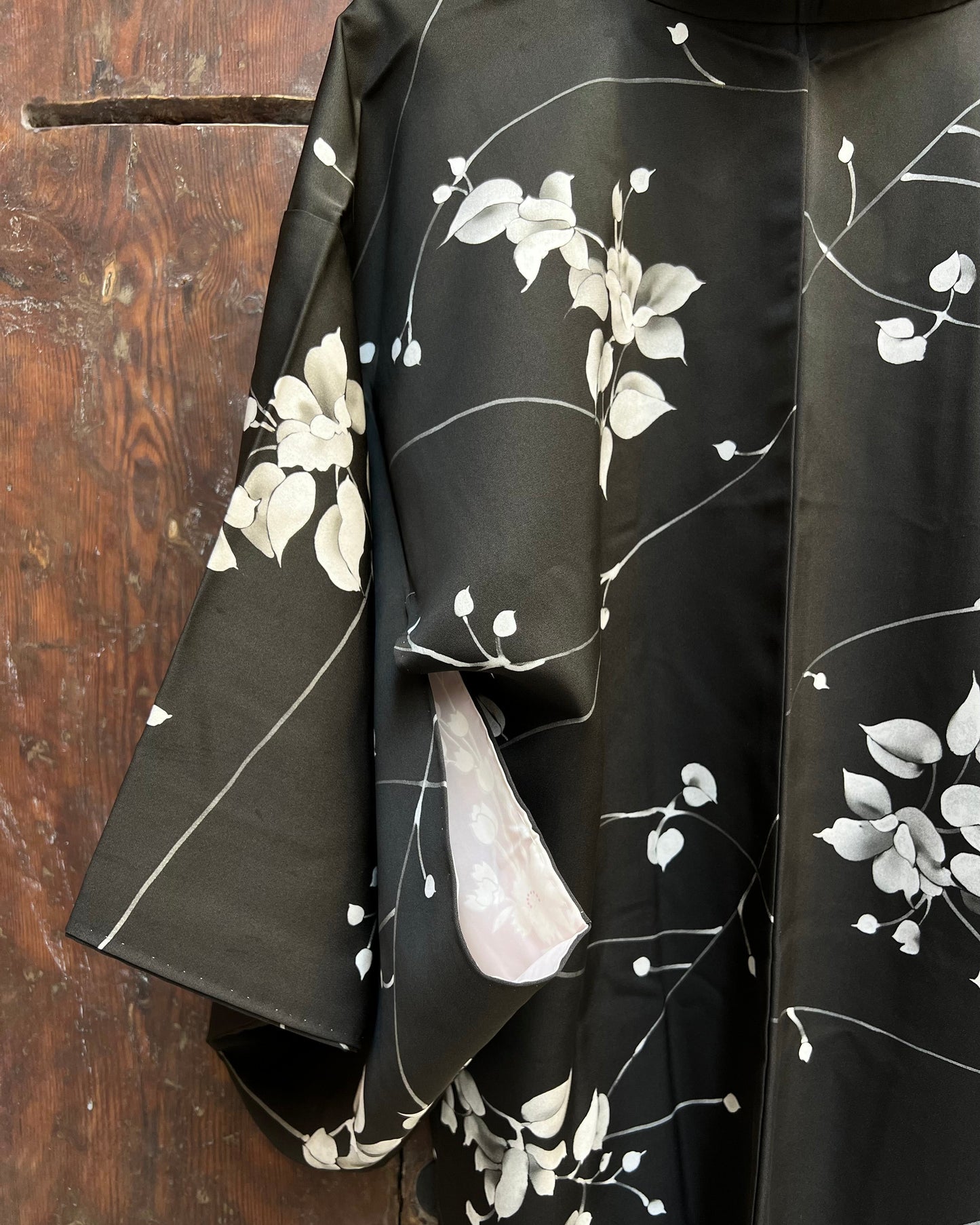 HAORI・HAI TO HAKKA 灰と白花