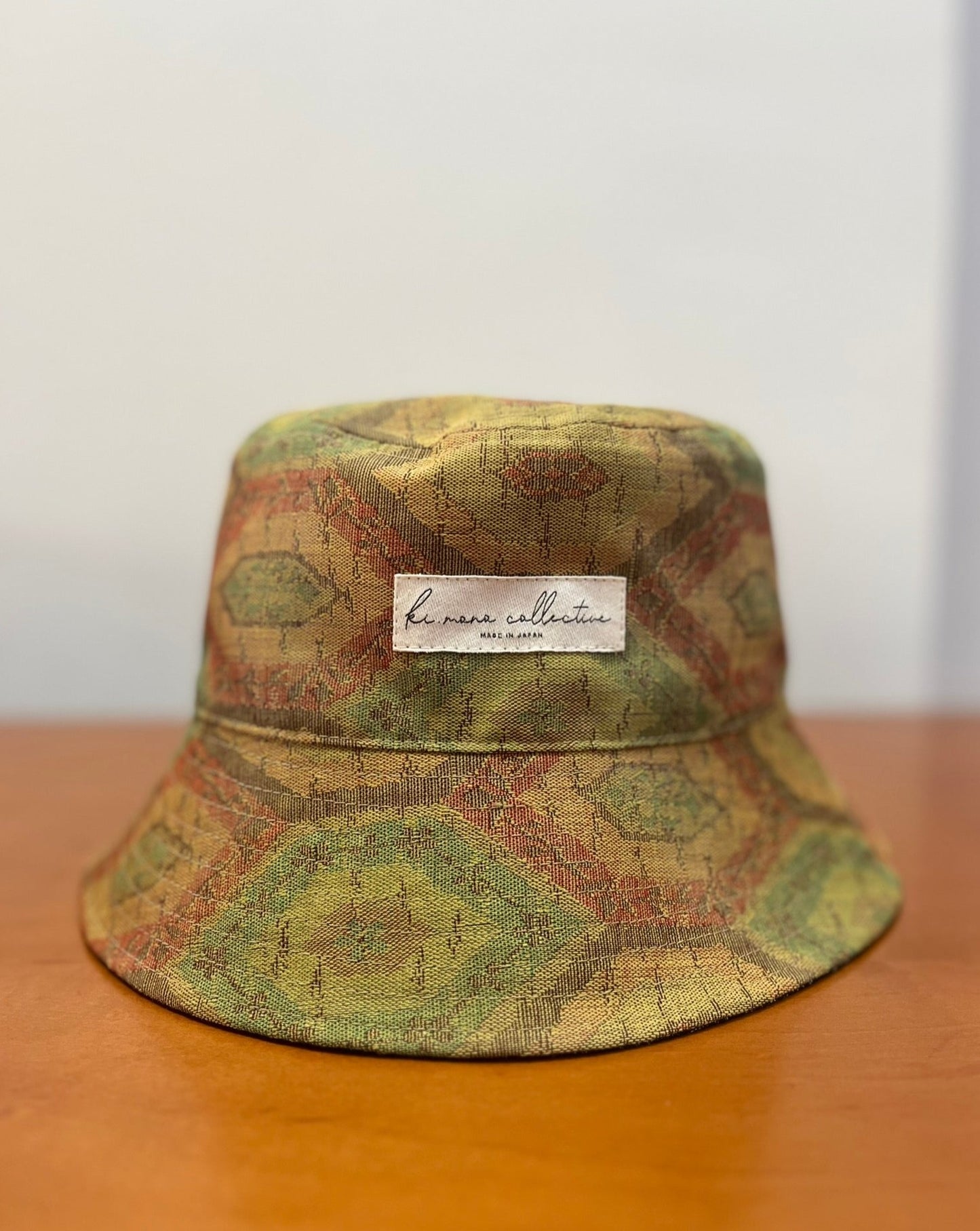 UPCYCLED KIMONO BUCKET HAT・ŌDOIRO+KONN 黄土色+紺