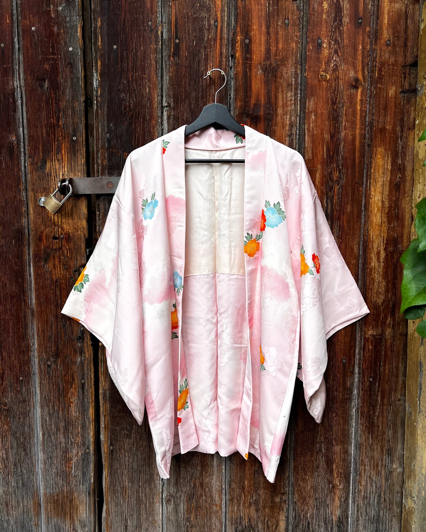 Vintage Black Silk Haori Jacket · KOI GOKORO 恋心