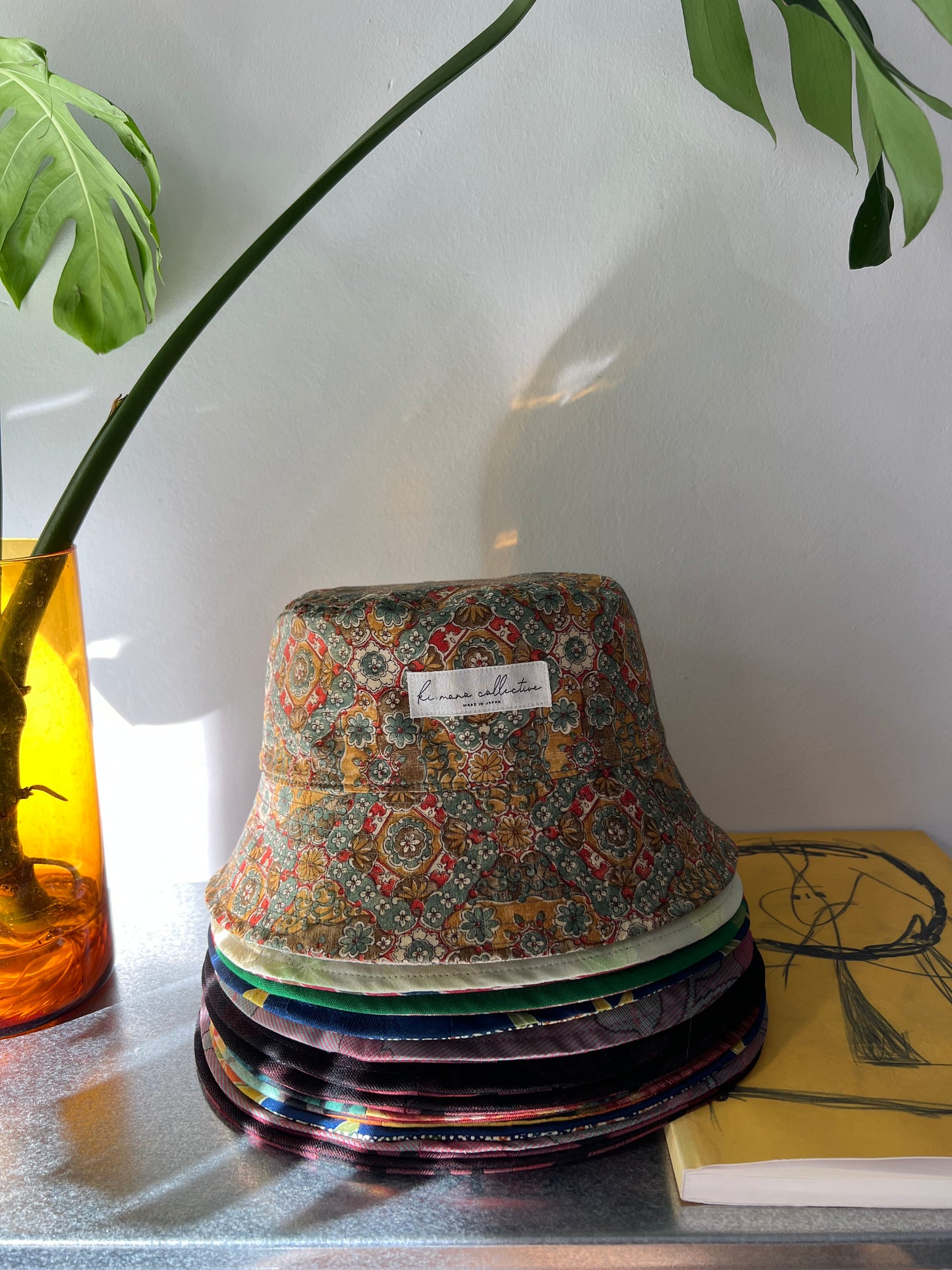UPCYCLED KIMONO BUCKET HAT・KARAHANA 唐花
