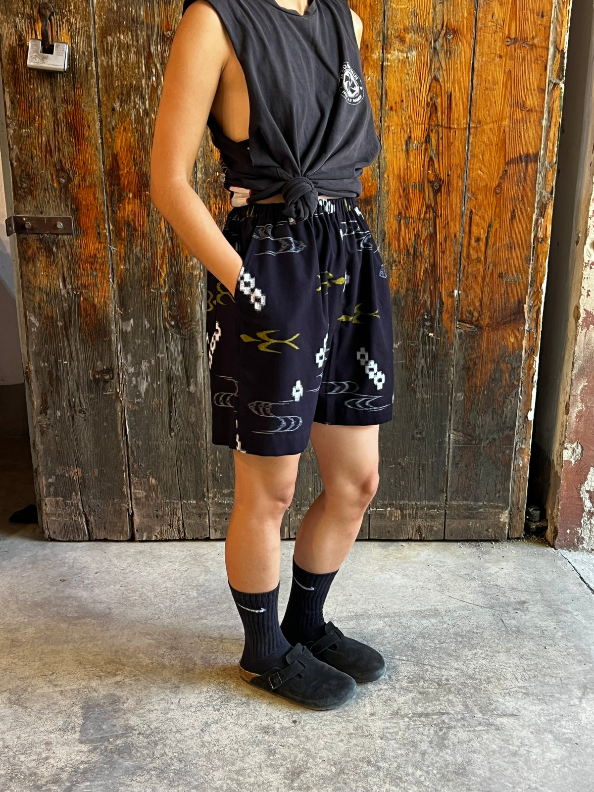 YUKATA SHORTS・KUROHA 黒葉 Mid Length
