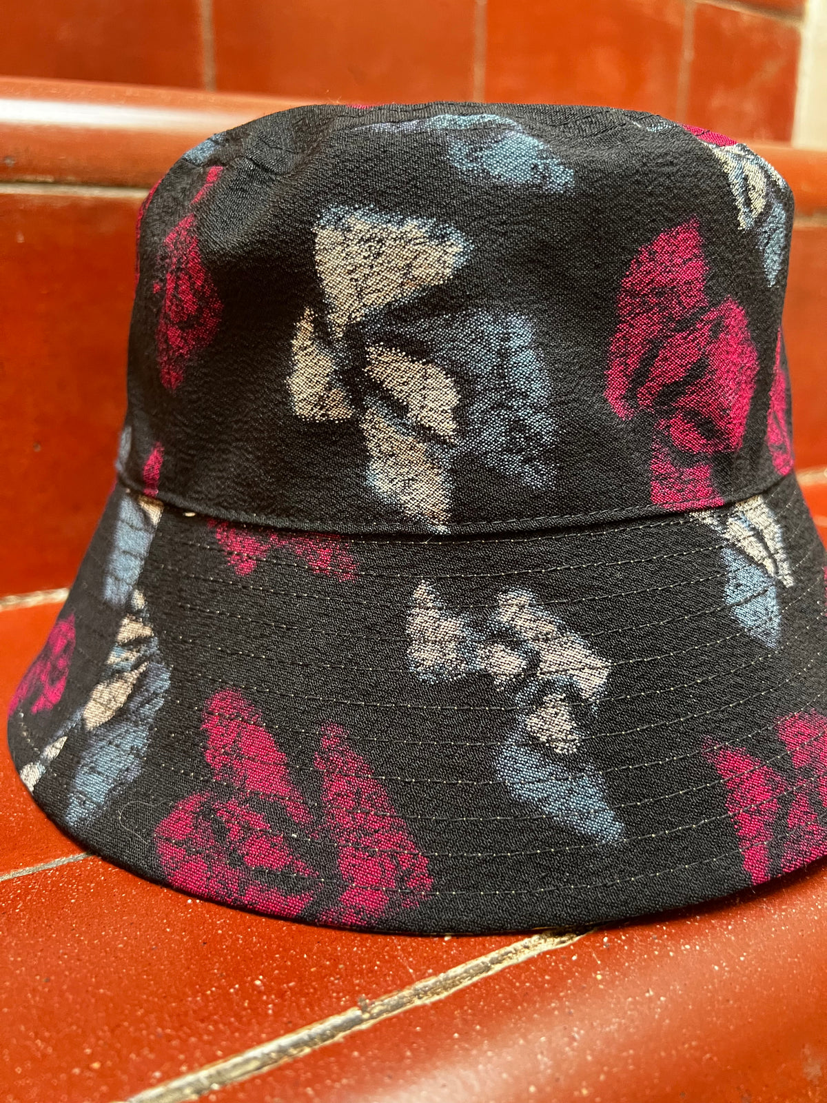 UPCYCLED KIMONO BUCKET HAT・KARAHANA 唐花