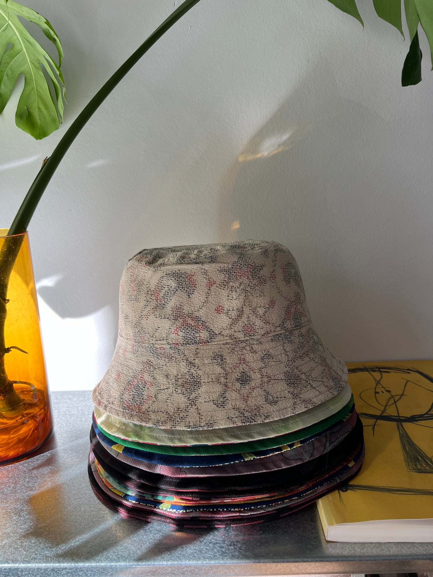 UPCYCLED KIMONO BUCKET HAT・KARAHANA 唐花