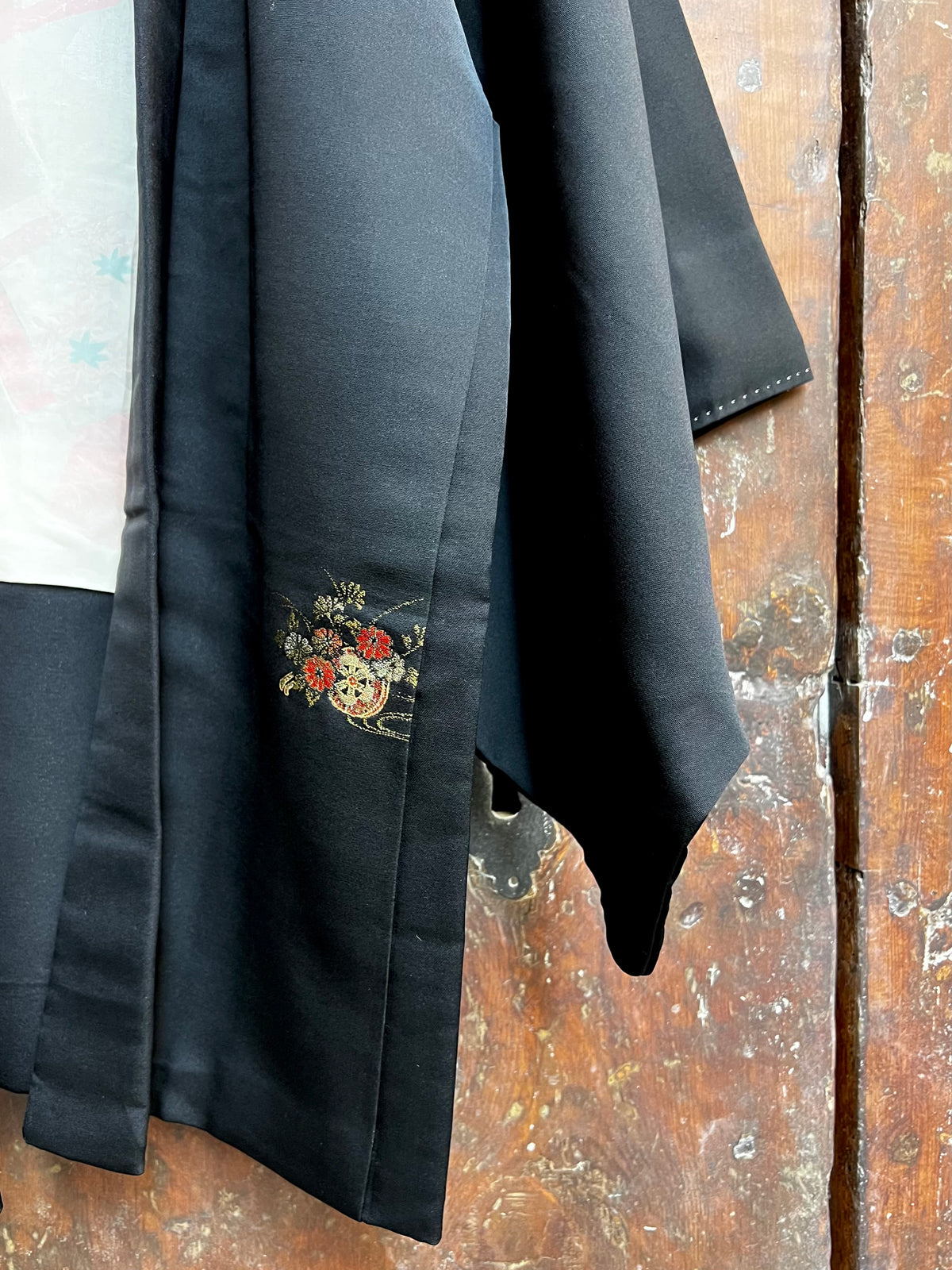 VINTAGE BLACK SILK HAORI JACKET・KAHO 花宝