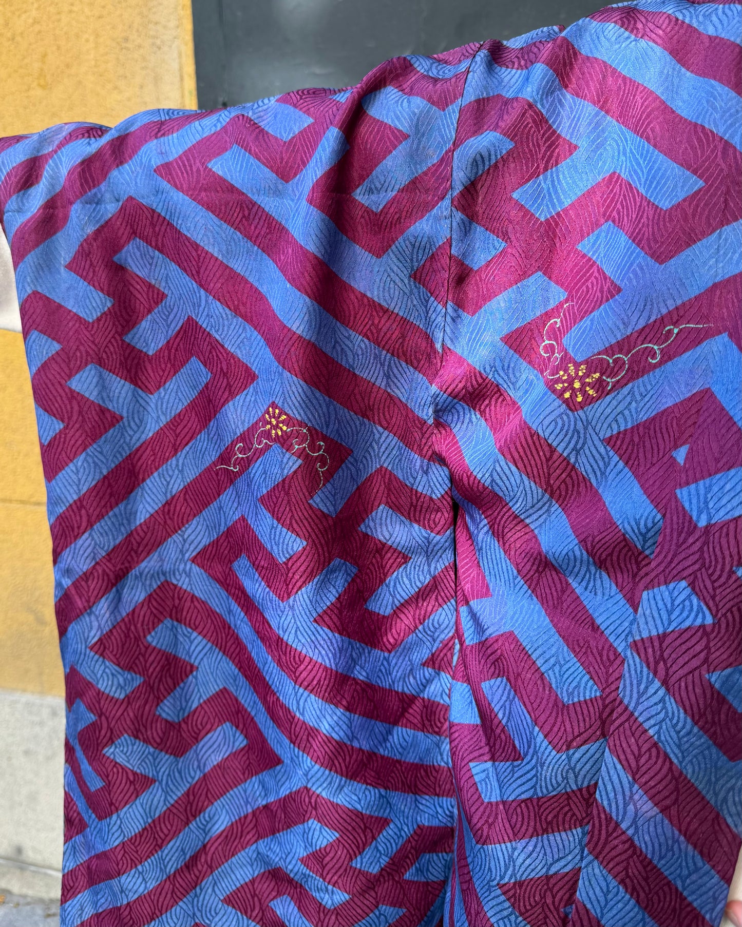 ANTIQUE HAORI・MANZIGARA マンジ柄