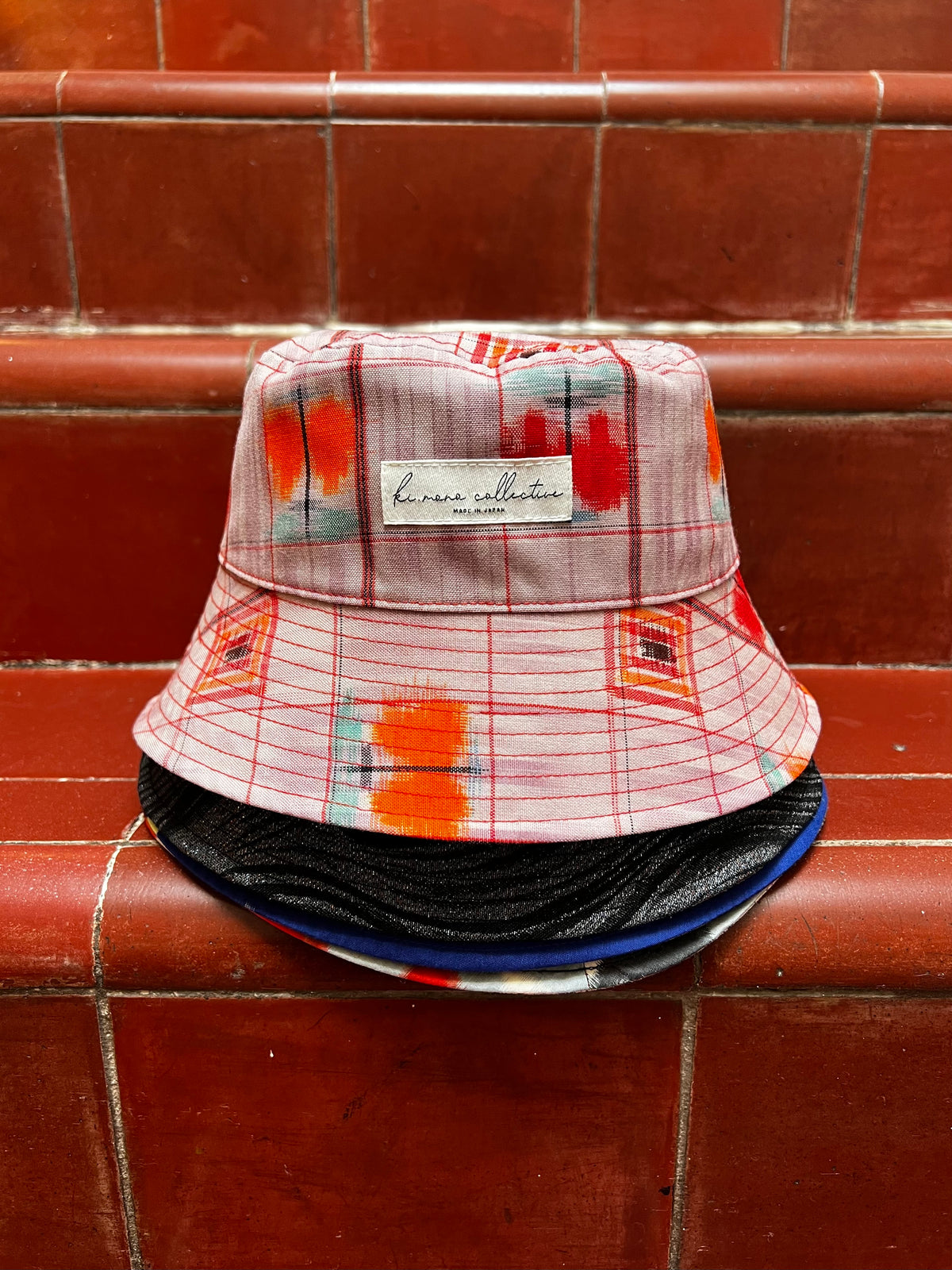 UPCYCLED KIMONO BUCKET HAT・FRUIT PUNCH フルーツポンチ