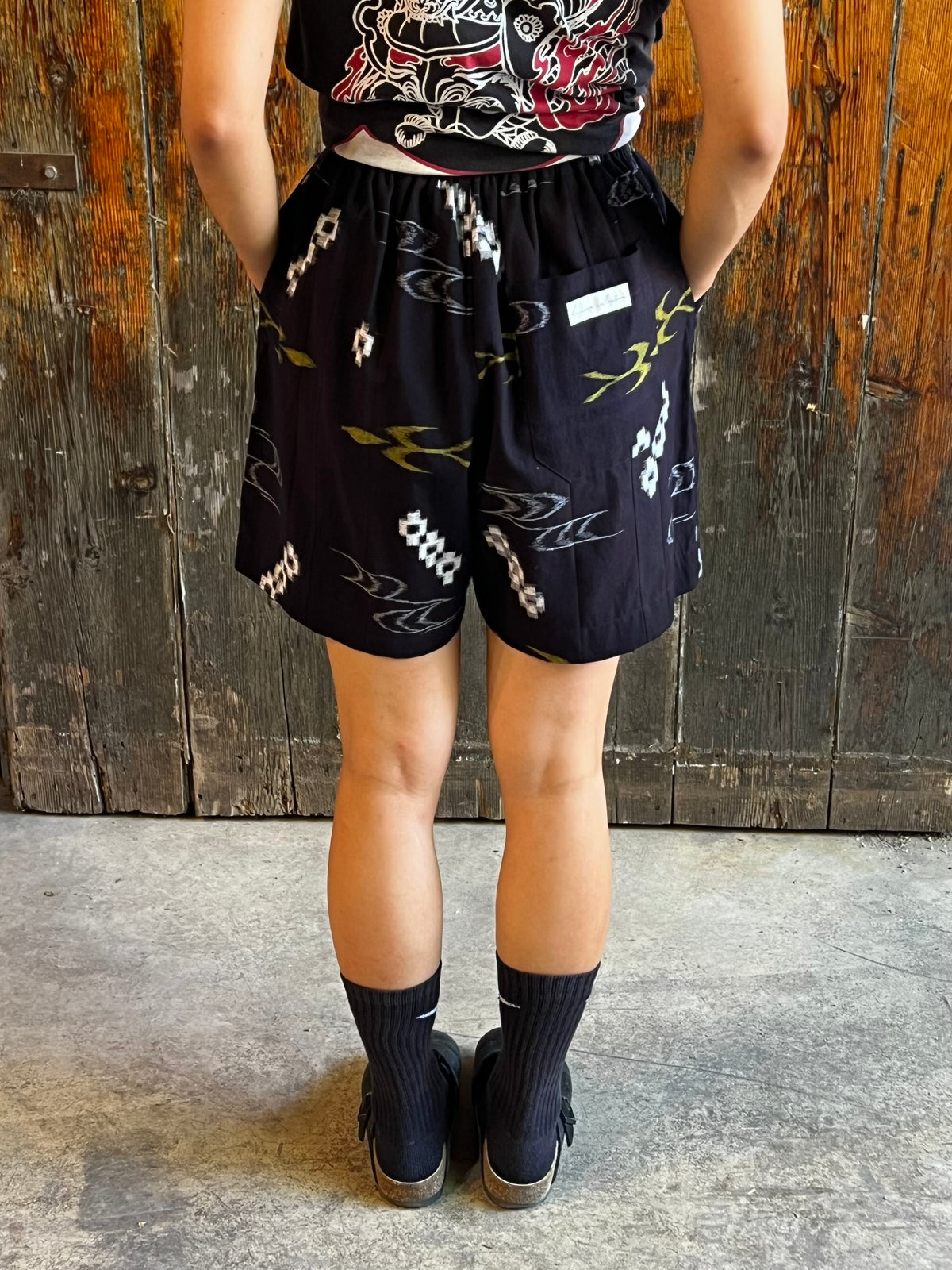 YUKATA SHORTS・KUROHA 黒葉 Mid Length