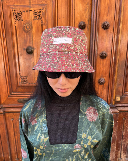 UPCYCLED KIMONO BUCKET HAT・AKA HANAGARA 赤花柄