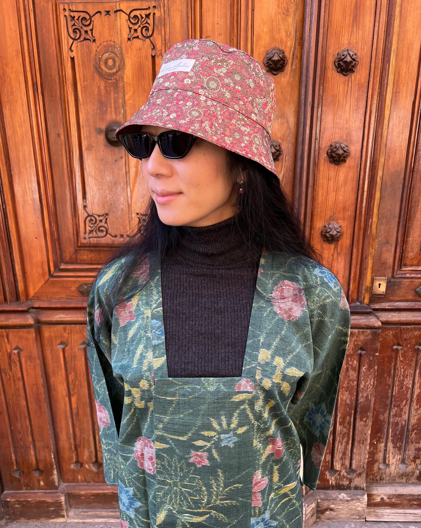 UPCYCLED KIMONO BUCKET HAT・AKA HANAGARA 赤花柄