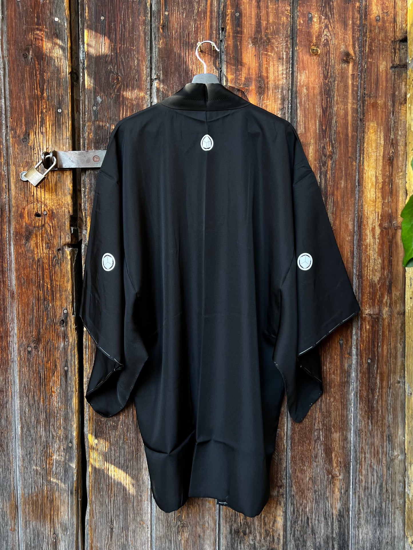 Vintage Reversible Men’s Silk Haori Jacket · BOKKEI 墨景
