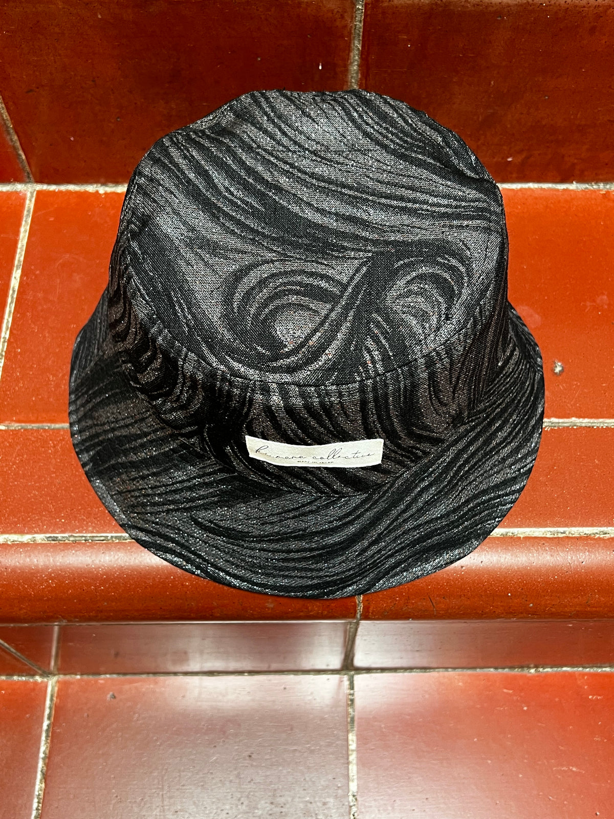 UPCYCLED KIMONO BUCKET HAT・SHIKKOKU NO HOSHI 漆黒の星