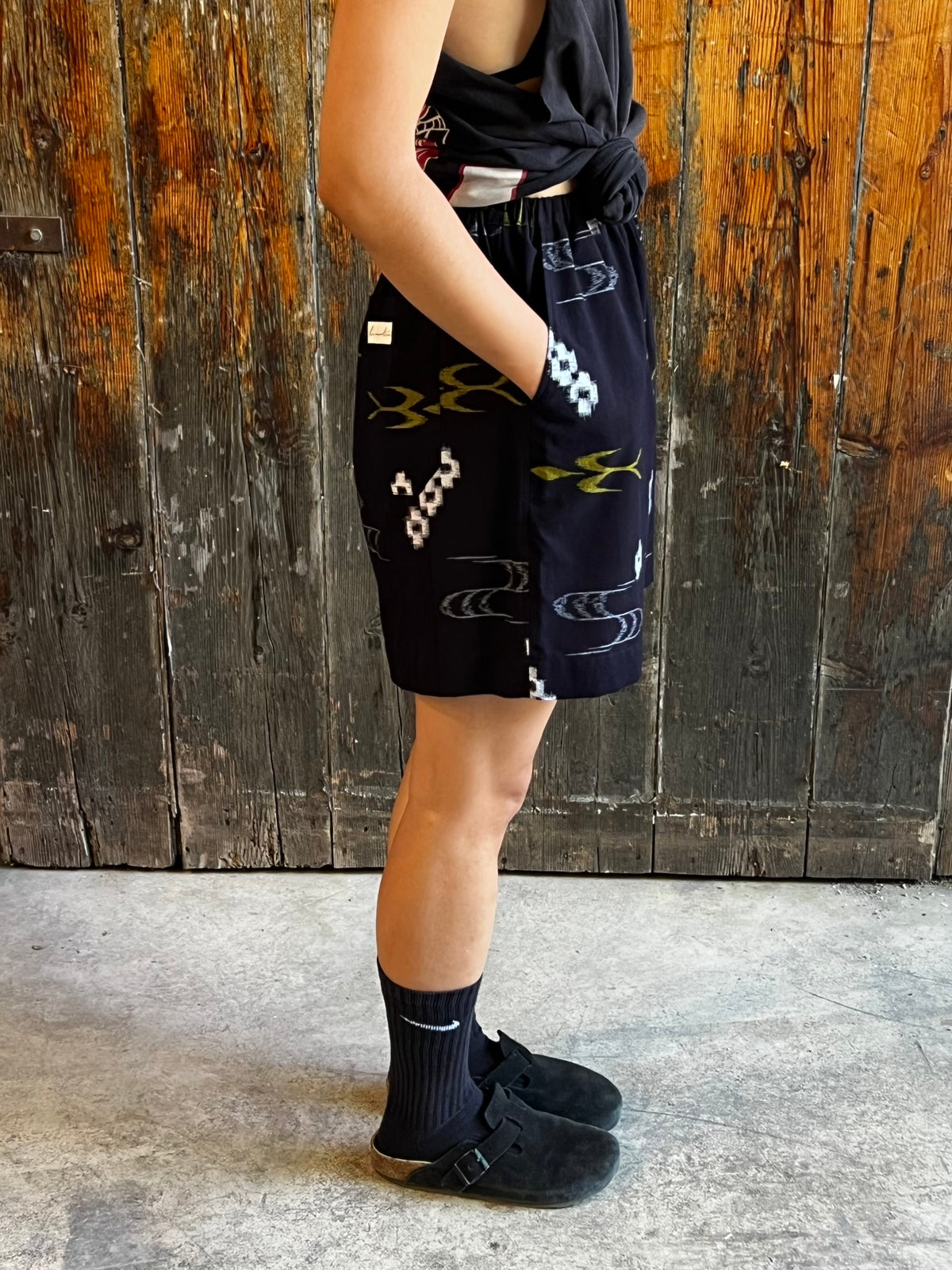 YUKATA SHORTS・KUROHA 黒葉 Mid Length