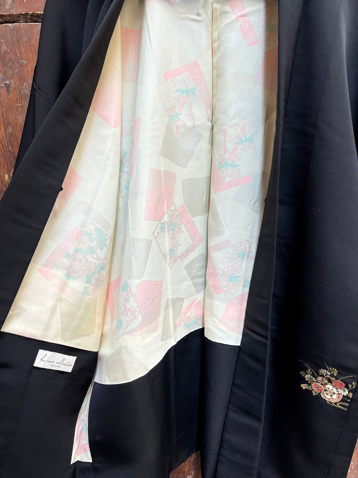 VINTAGE BLACK SILK HAORI JACKET・KAHO 花宝