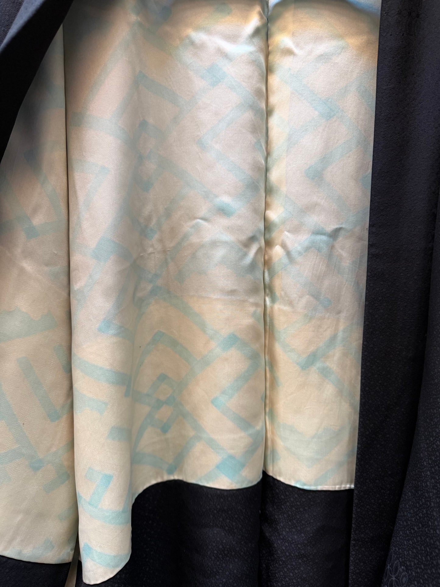 HAORI・KARAKUSABOTAN 唐草牡丹